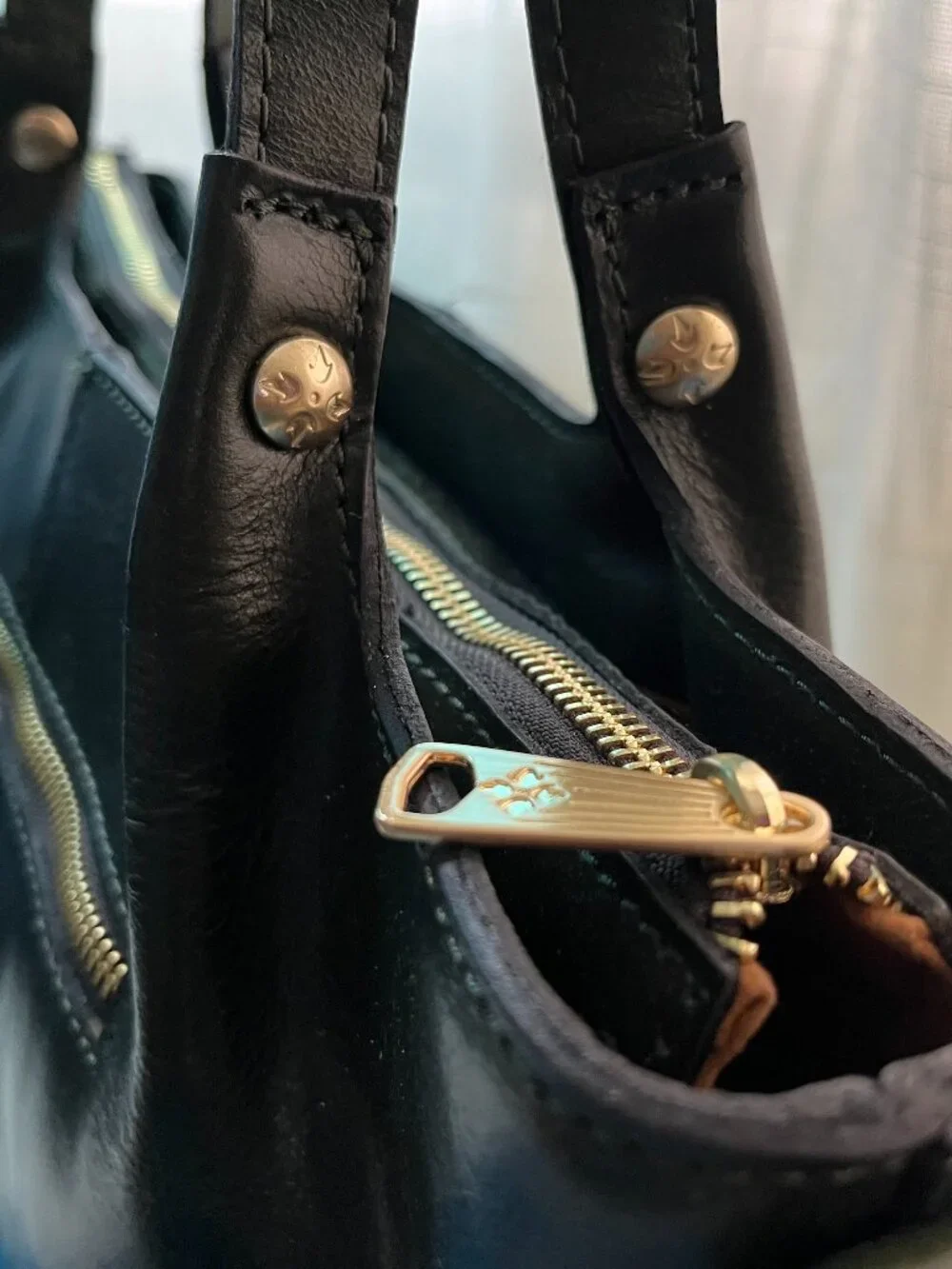 NEW Patricia Nash Leather Handbag - DARK Olive